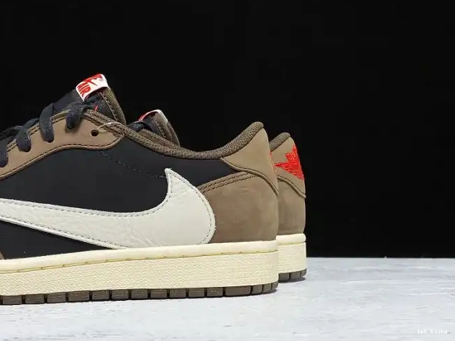 1st Kicks Scott Mocha Travis SP OG Air CQ4277-001 x Low Dark 1 Jordan 0612